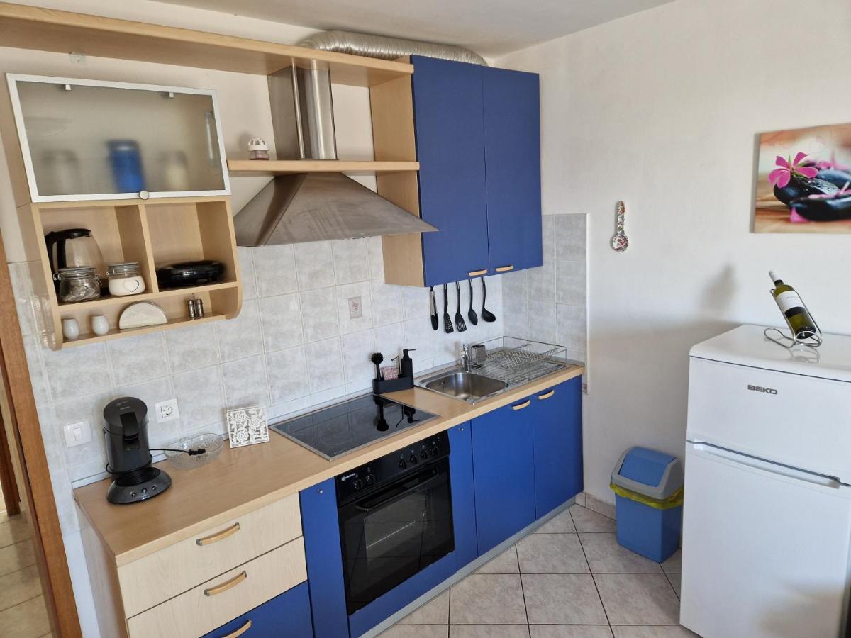 Apartman"Petra" Krk Town Exterior foto