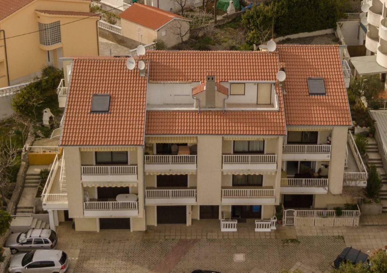 Apartman"Petra" Krk Town Exterior foto
